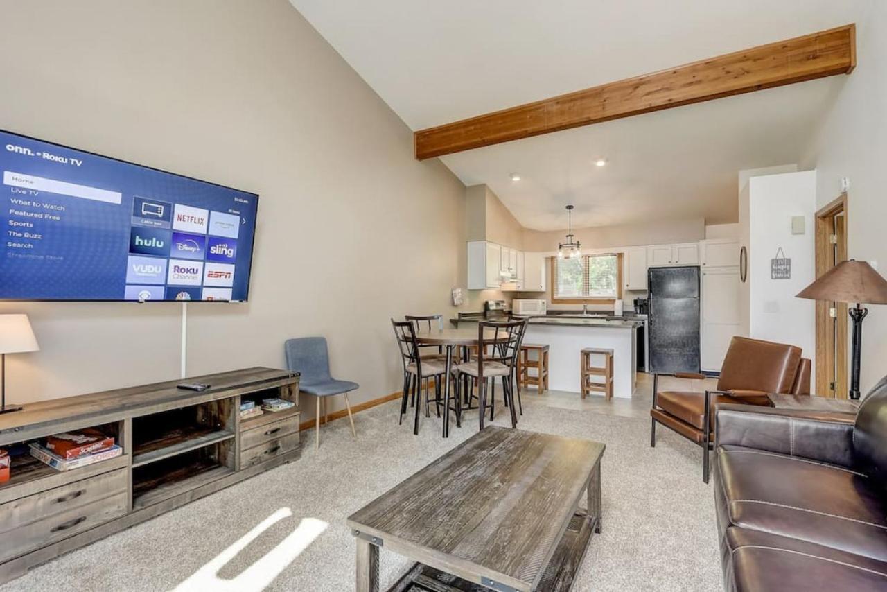 Grace Jo Vacation Home At Tamarack Highland 5 Wisconsin Dells Eksteriør billede